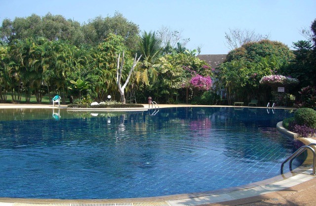 Idyllic beach villa C8 in the tropical garden beach in front of the door