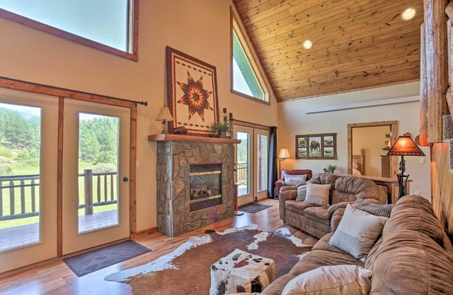 Idyllic Hill City Home - Hike, Bike and ATV!