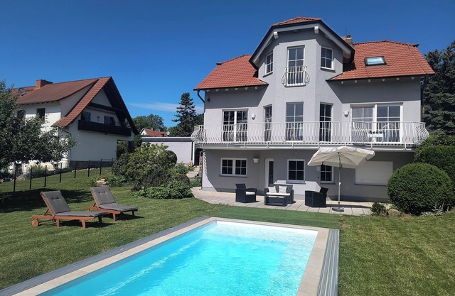 Idyllic location in the south of Erfurt