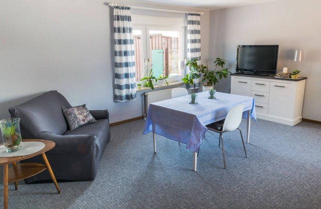 Idyllic non-smoking apartment in the country with parking space for cars and bikes