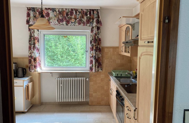 Idyllische Ferienwohnung mit Garten und Pool