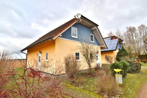 Idyllisches Haus am See