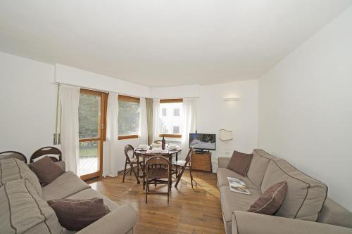 iFlat Campiglio Apartment Gioiello