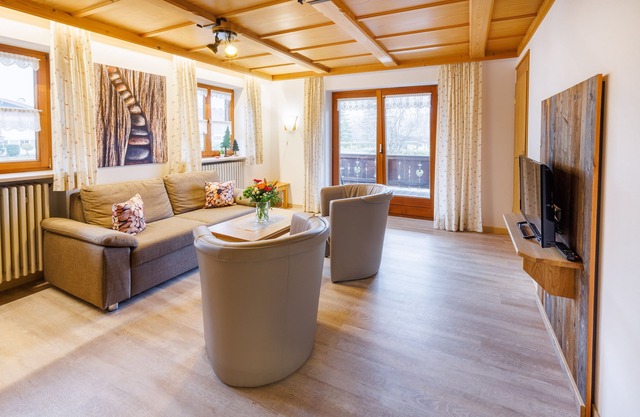 II, Apartment Rauschberg 54sqm, balcony, kitchenette, 2 bedrooms, living room