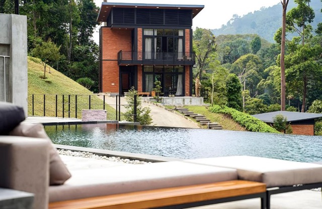 Ikan RESIDENCE Hidden gem of a villa overlooking the forest