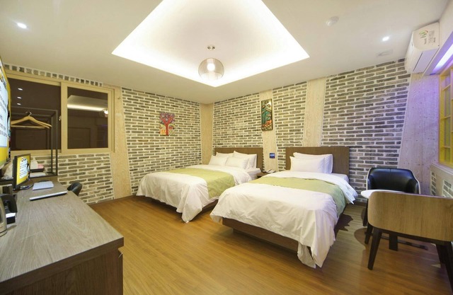 Iksan Jaja Hotel