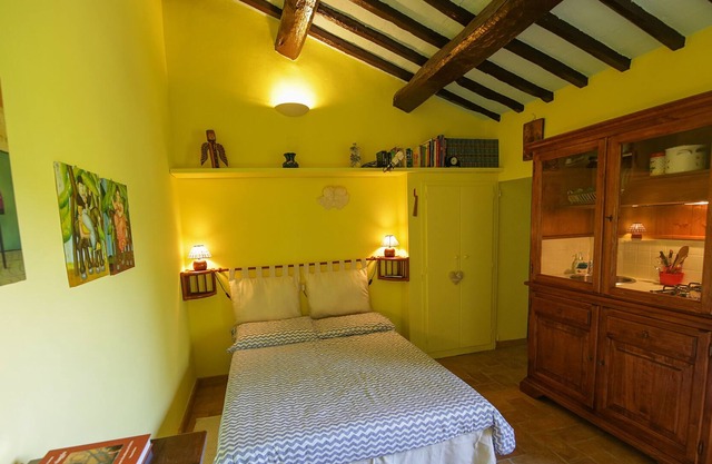 Il Glicine studio apartment at Villa Marina Perugia