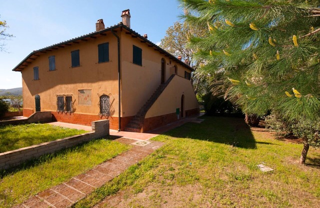 Il Pino 1 to Giannella