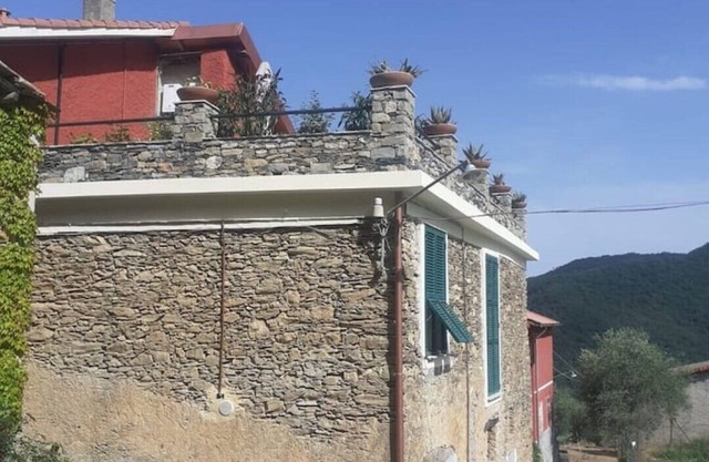 Il Poggiolo with pool & wellness/the romantic apartmnet