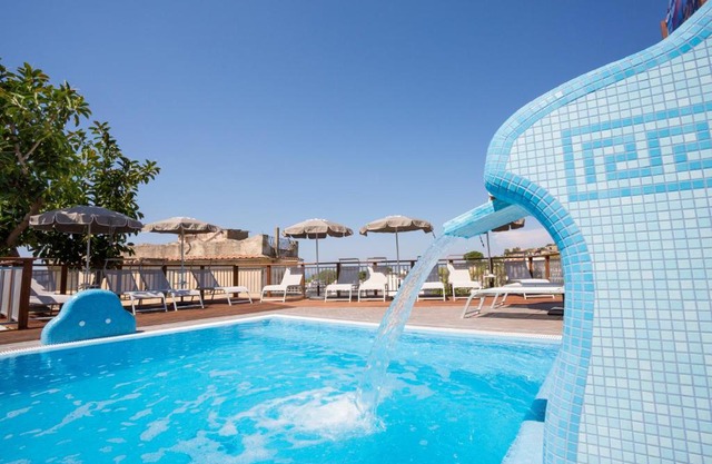 IL SOFFIO DI TIFEO - RESORT