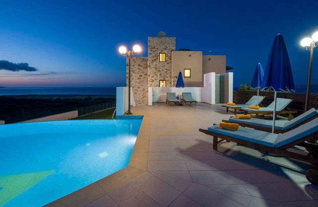 Iliada - Four Bedroom Villa, Sleeps 8