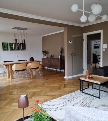Im Zentrum von Leverkusen, helle 3-Zimmerwohnung 80 m2
