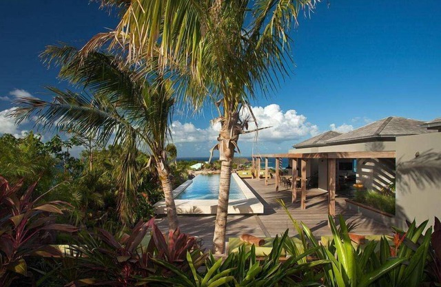Imagine (1/3 Rooms) Luxury villa