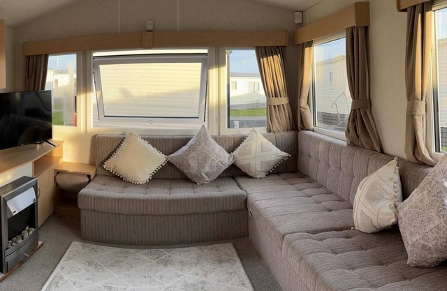 Impeccable 2-bed Static Caravan in Morecambe