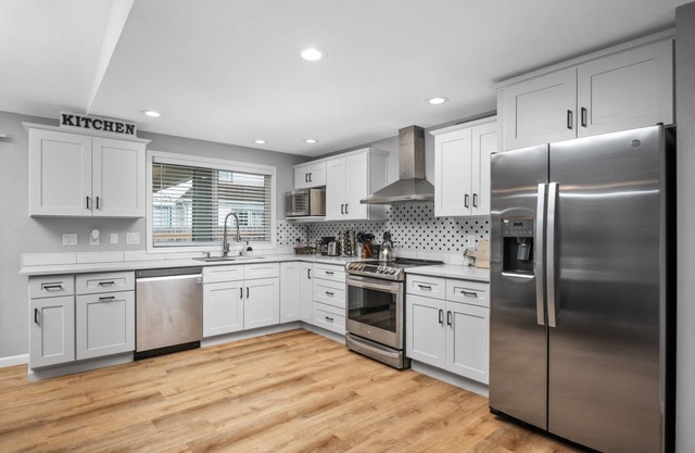 Impeccable Single Level Home, Pet Friendly, Fully Fenced Backyard, Billiards, Foosball, Patio, BBQ