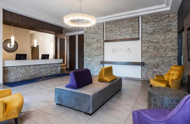Imperia Hôtel et Suites Terrebonne
