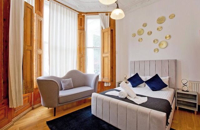 Imperial Earls Court Apartments