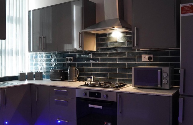 Imperial Suites Apartment in Bradford