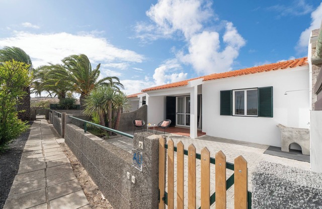 In a quiet area in Porto Santo - Casa Areia Dourada