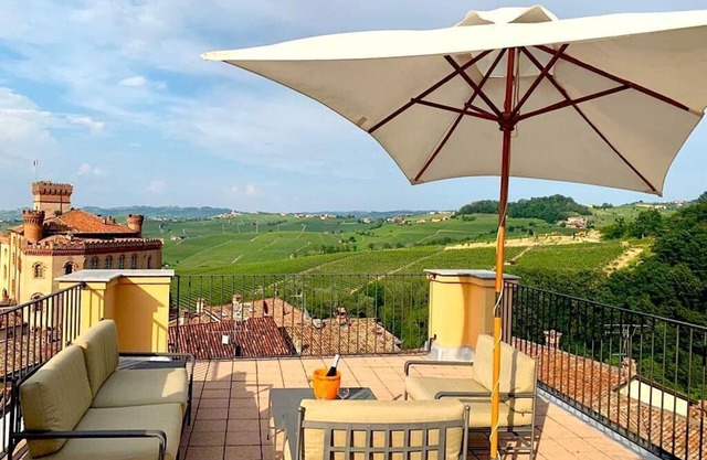 In central BAROLO - Private apt w/Huge Terrace w/360 degree views of vineyards!