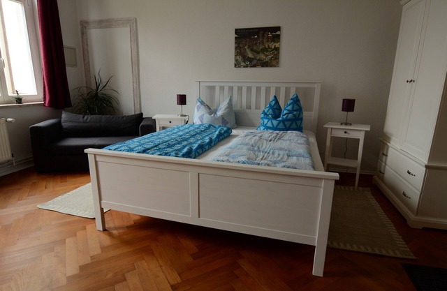 In the center of Quedlinburg, quiet and with a view of the garden and parking space