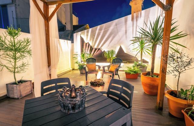 In the historical center of Ponta Delgada - with outdoor patio!