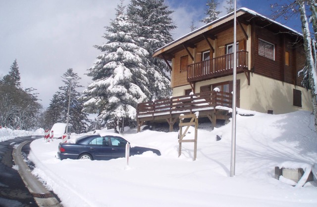 In the Super Lioran resort town LAVEISSIERE