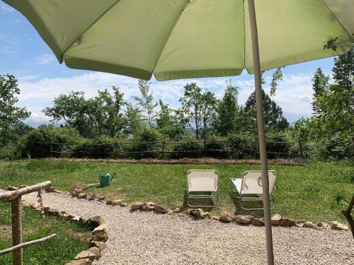 Ina Maka - Appartamento con giardino immerso nel verde