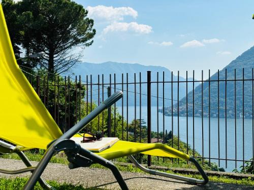 Incanto Nesso Parking and Lake View