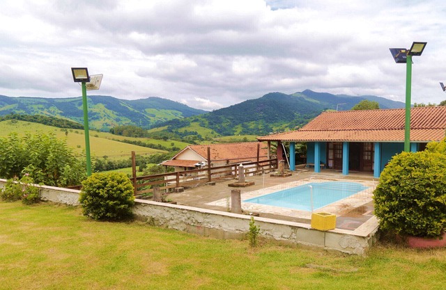 Incrível chácara com piscina e lazer em Extrema/MG