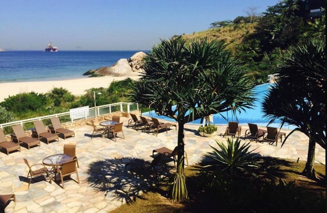 INCREDIBLE BEACH FRONT WITH PRIVATE BEACH ACCESS INFINITY POOL BEST AROUND RIO