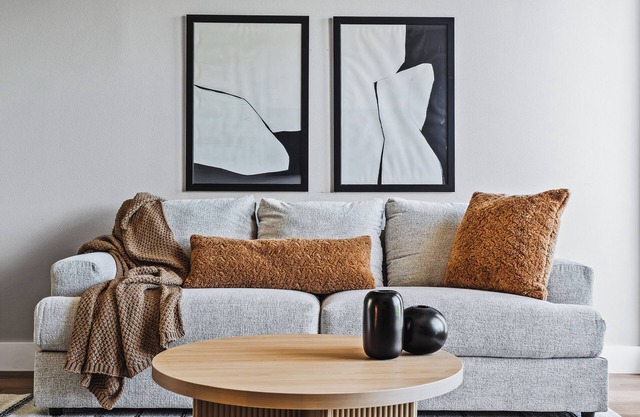 Incredible New Modern Magnolia Townhome 2 bedrooms