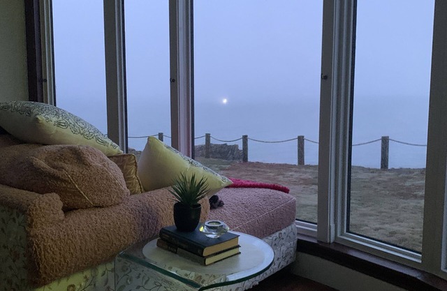 INCREDIBLE ocean cliff views at your doorstep on very private acreage + parking.