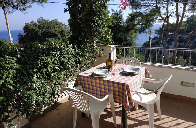independent holiday home