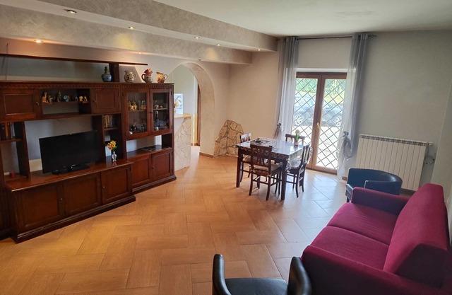 Independent apartment in farmhouse in the heart of Tuscia