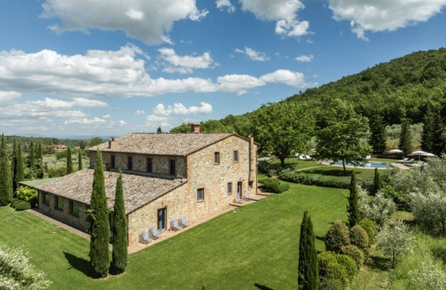 Independent residence with 12 beds in Montepulciano