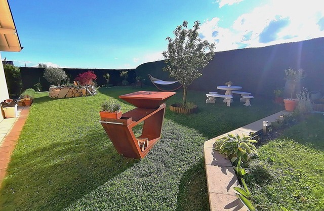 Independent room, Jardin des Hérissons