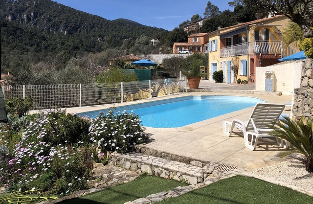 Independent studio of 32 m² in the olive trees