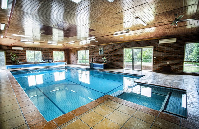 Indoor Heated Pool & Spa-The Pomegranate