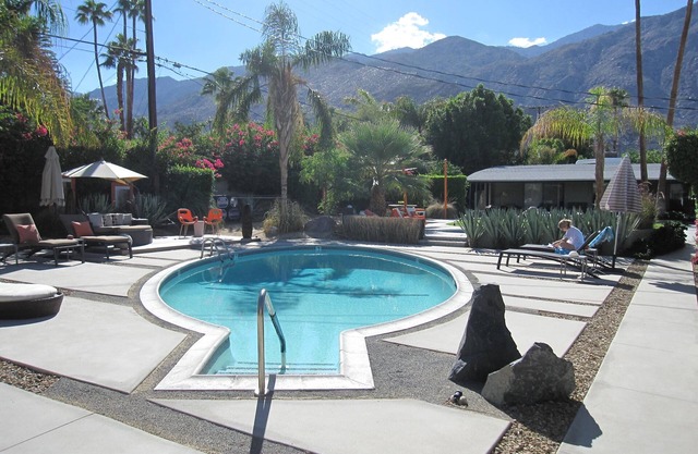 Indoor/Outdoor Zen Desert Living