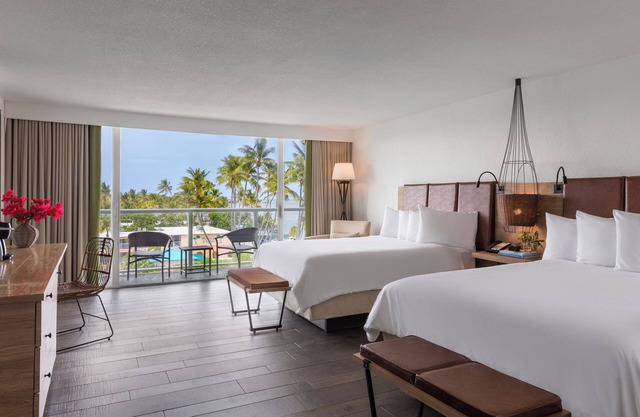 Indulge in Home Like Comfort! 4 Pleasant Units, Free Parking, Onsite Pool