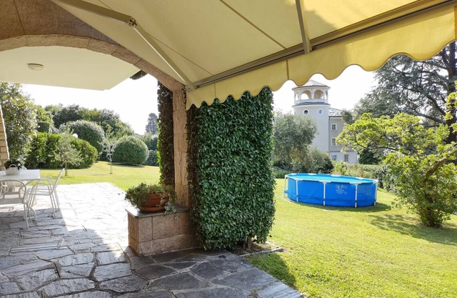 Ines apartment in villa with garden and small pool
