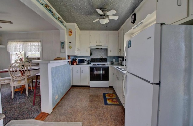Inexpensive Little Bungalow On Harkers Island
