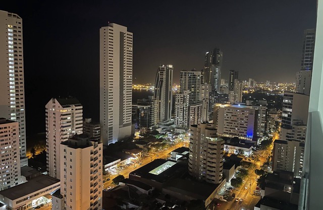 Infinitum Bocagrande - Piso 26 - Apartamento Nuevo