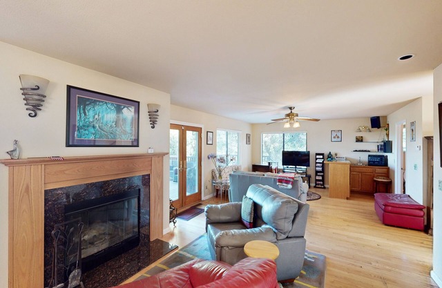 Infinity Ranch: Wooded Retreat on 7 Acres w/Continuous Wave Pool & Hot Tub