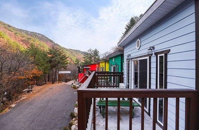 Inje Baekdam Rainbow Pension