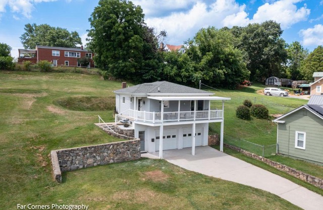 Inn Between-Asheville/Waynesville