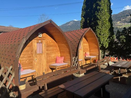 Inn-side ADVENTURE CABINS