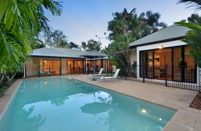 Innaminny - 4 Bedroom House by the Beach