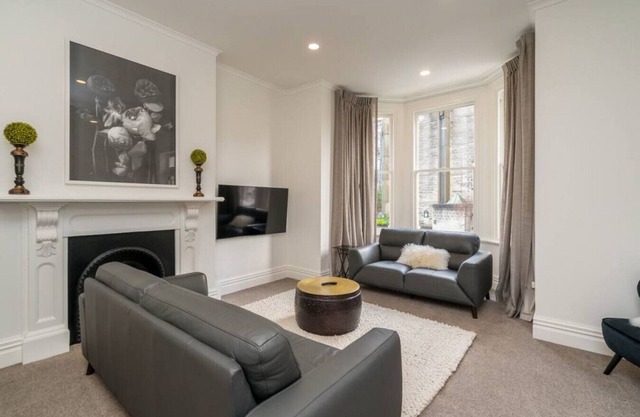 Inner City Executive Living on Stuart Street
